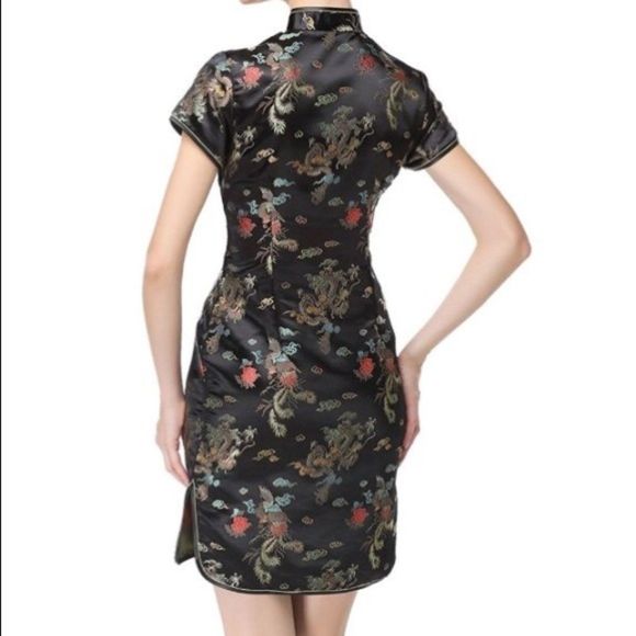 Vintage Dress Cheongsam Cocktail Black Brocade dragon gold motif sheath Lux LBD - Picture 16 of 16